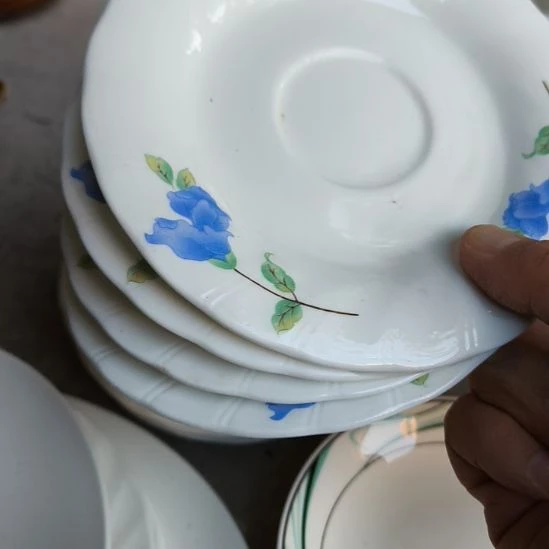 瓷片磁州窑盘碗壶杯有