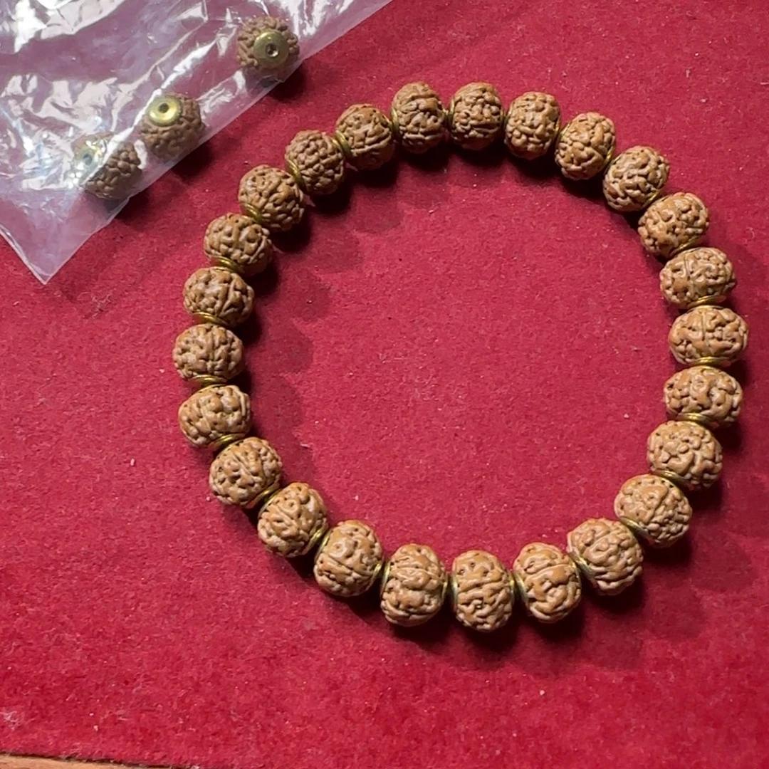 金刚菩提吊坠金盾小金刚