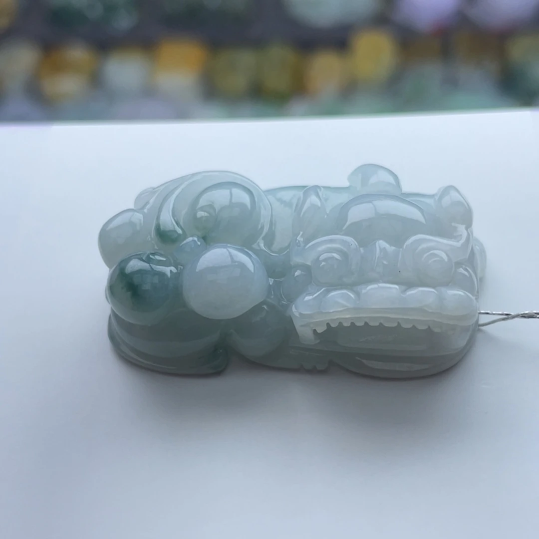 翡翠颈饰未镶嵌貔貅
