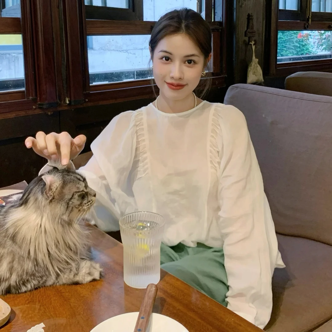 白色褶皱泡泡袖防晒娃娃衫女春季薄款长裤宽松高级感空调罩衫套装