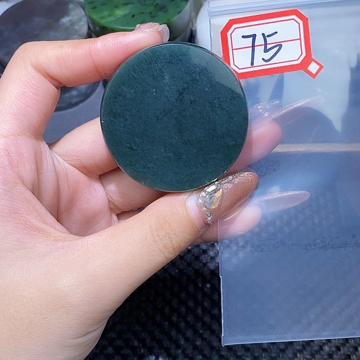 和田玉和田玉边角料随机发未镶嵌