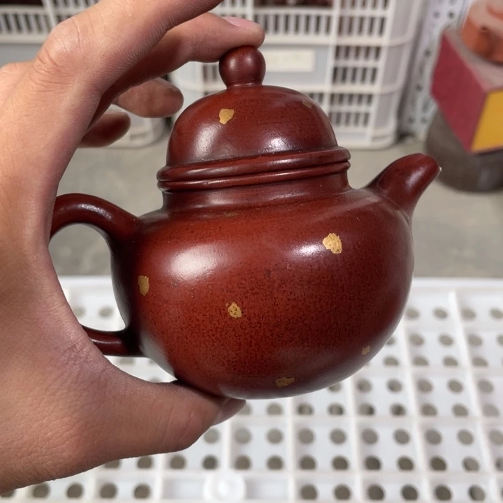 茶壶紫砂老厂紫砂壶一件。