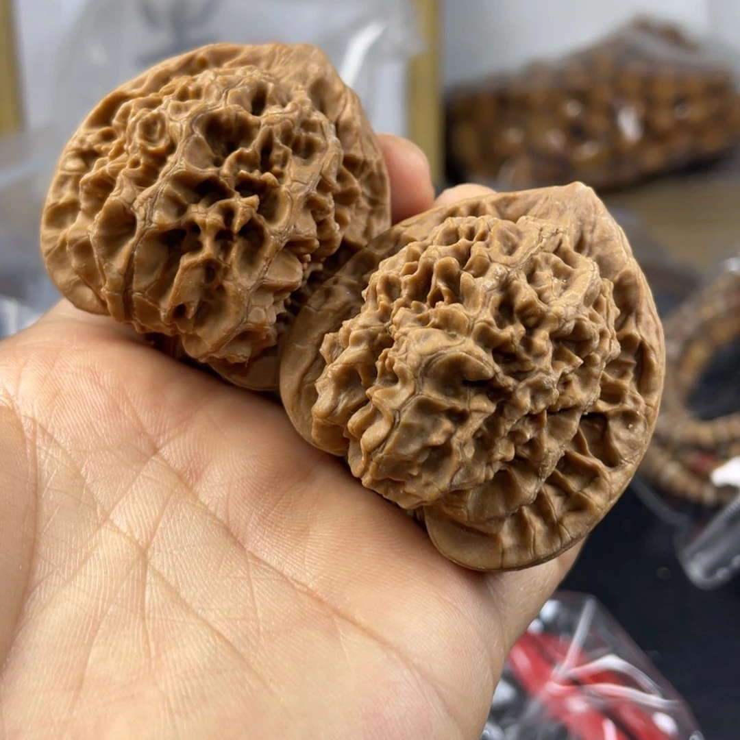 猴头核桃吊坠没事儿