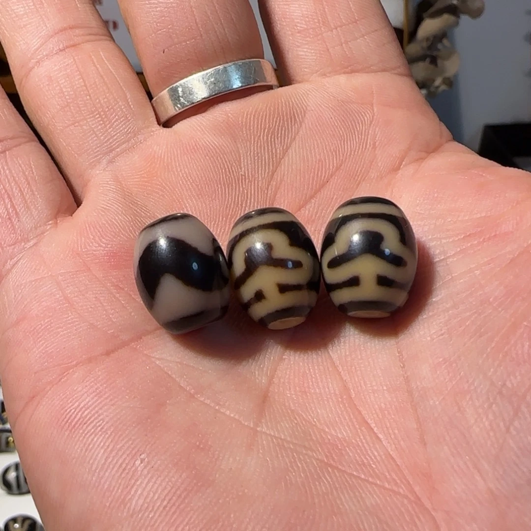 平***海玛瑙/玉髓未镶嵌颈饰