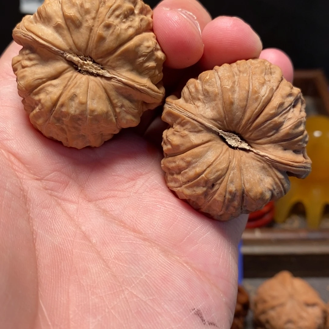 文玩核桃吊坠南瓜43尺24