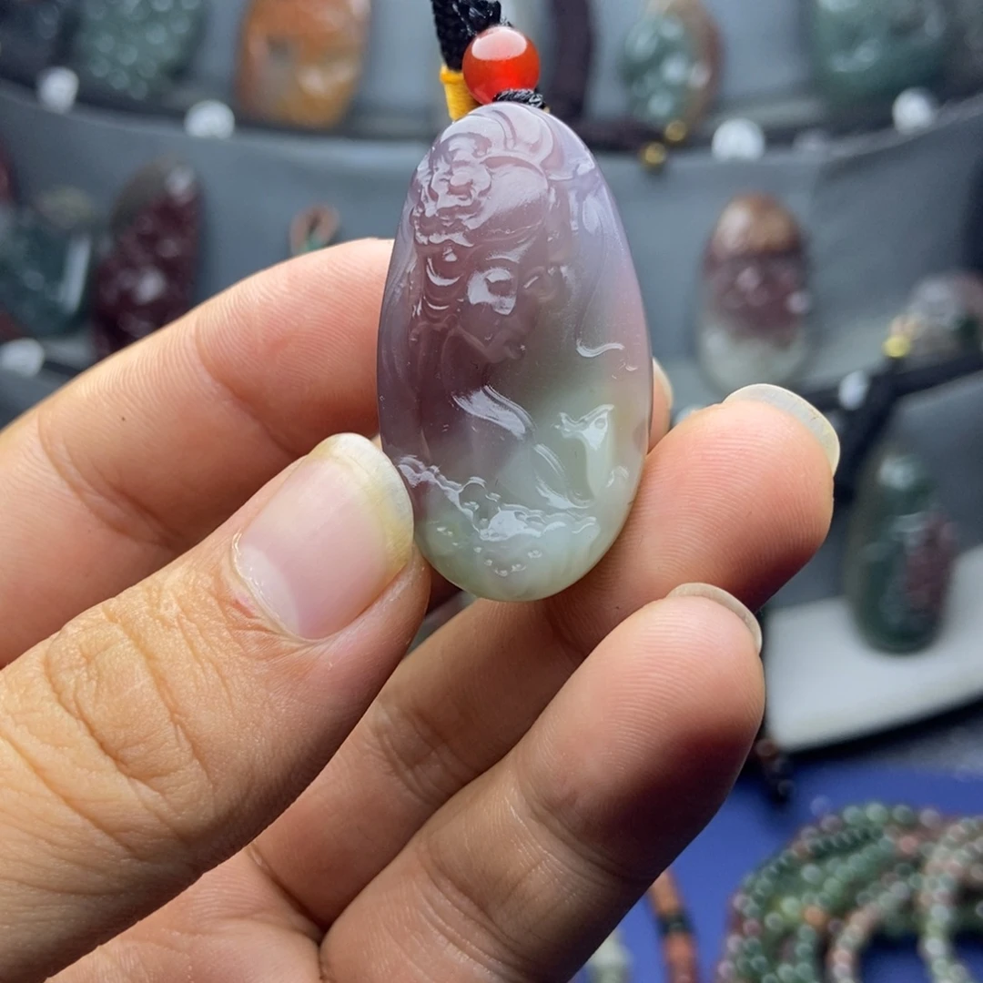 泰***哥玛瑙/玉髓未镶嵌颈饰