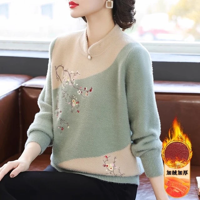 2026新款妈妈秋冬装毛衣女洋气打底衫上衣服中老年水貂绒绣花加厚