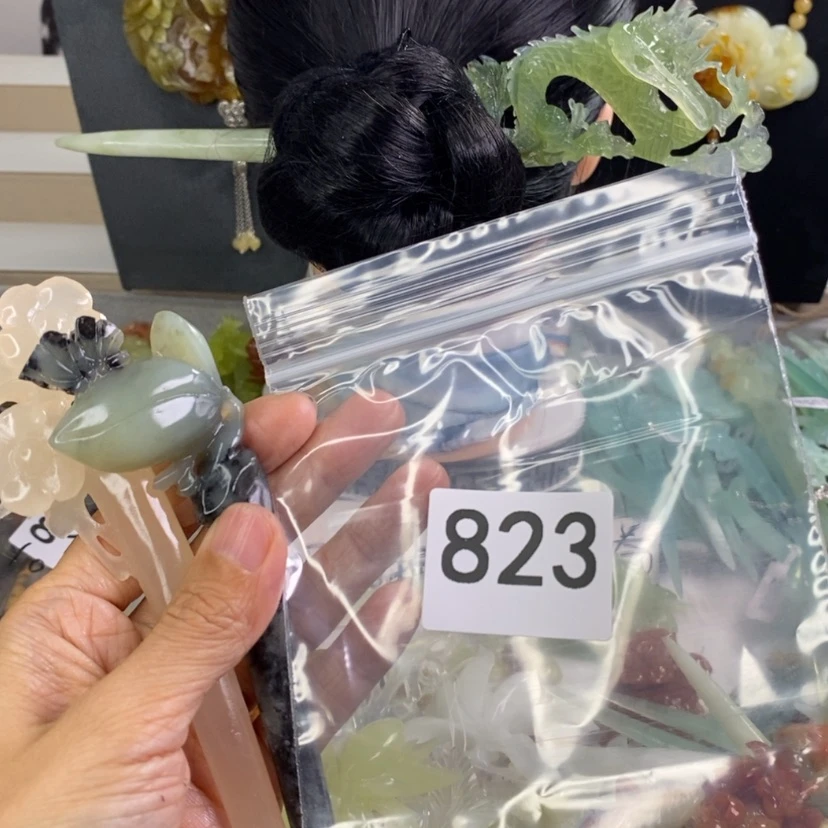 【闪购商品】岫玉发饰合金月**花