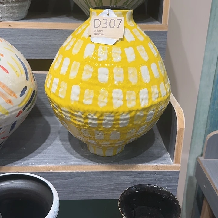 景德镇陶瓷艺术品中***?