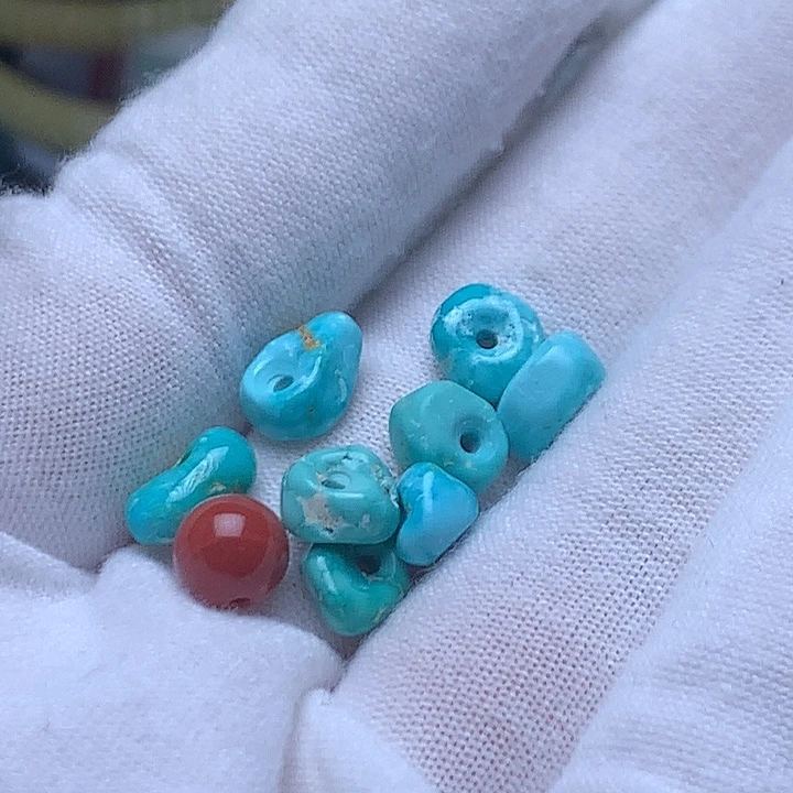 南红玛瑙未镶嵌珠宝奇石