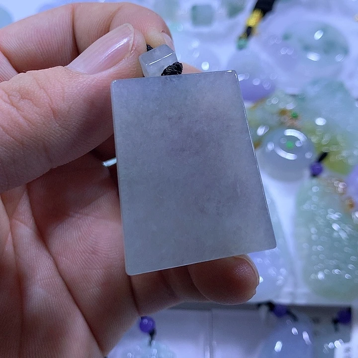 颈饰未镶嵌翡翠天然翡翠A货吊坠