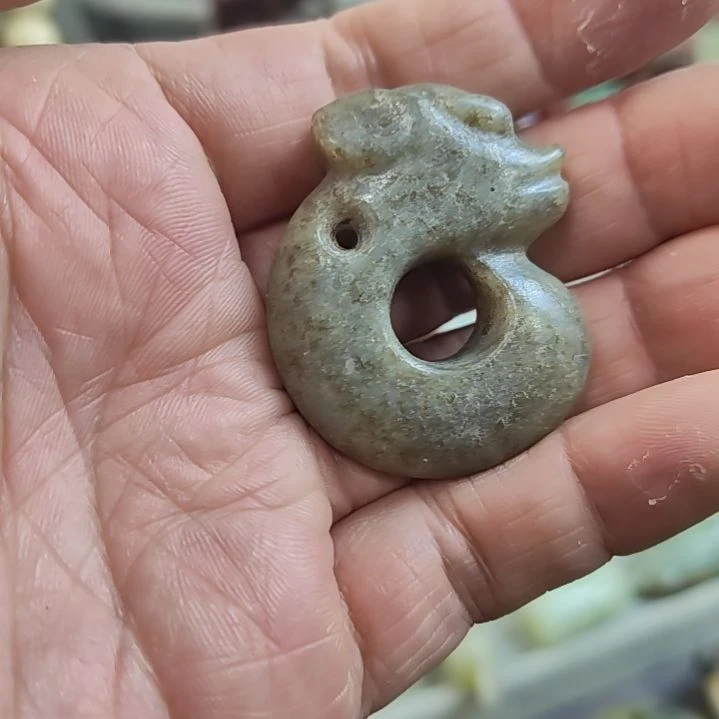 和田玉（糖玉）未镶嵌挂件