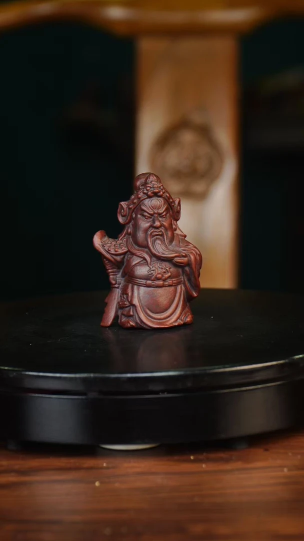 全身关公 宜兴紫砂