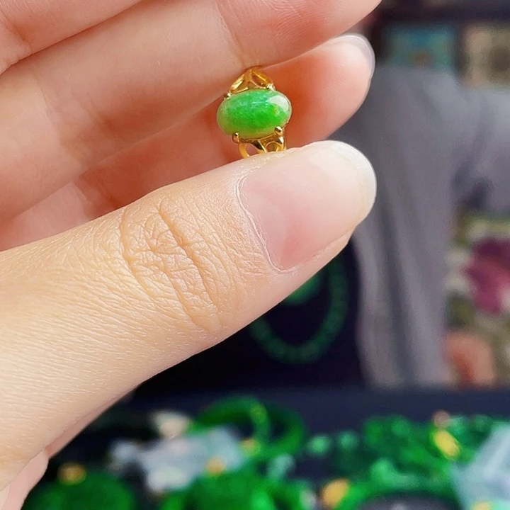 翡翠银S925镶嵌颈饰多样性