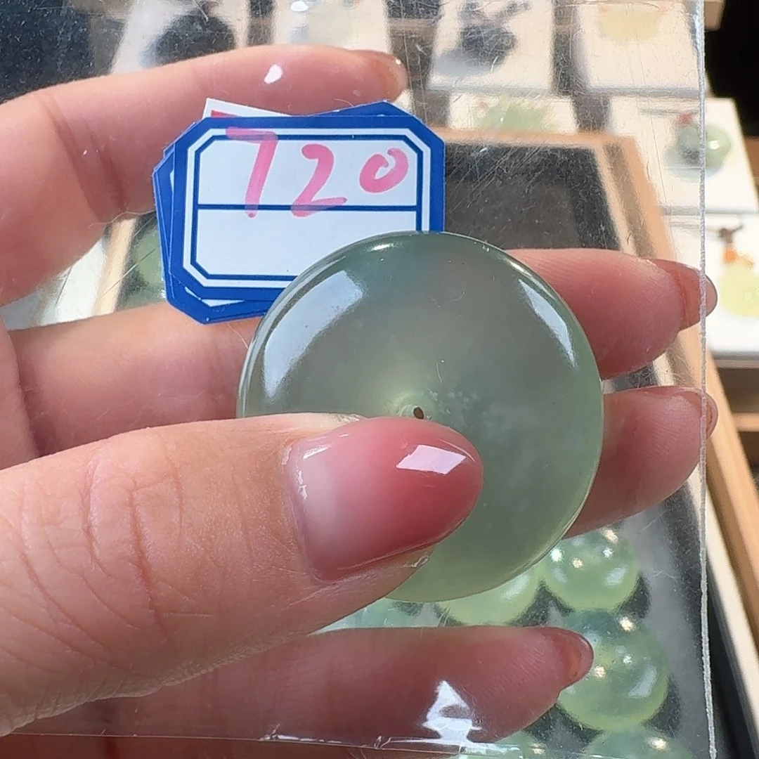 蛇纹石玉合金颈饰精美礼品