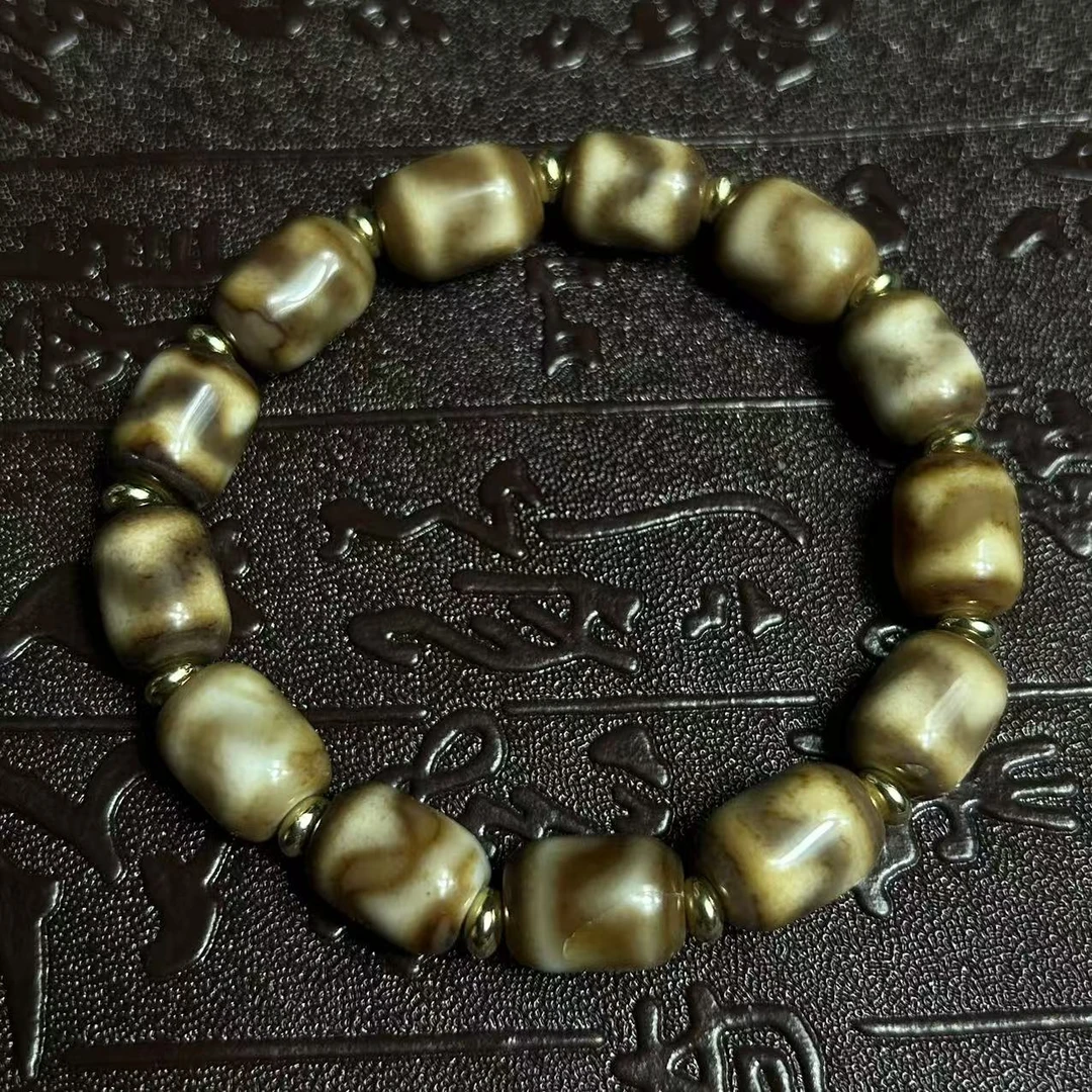 《心语珠宝》玛瑙手串10*13