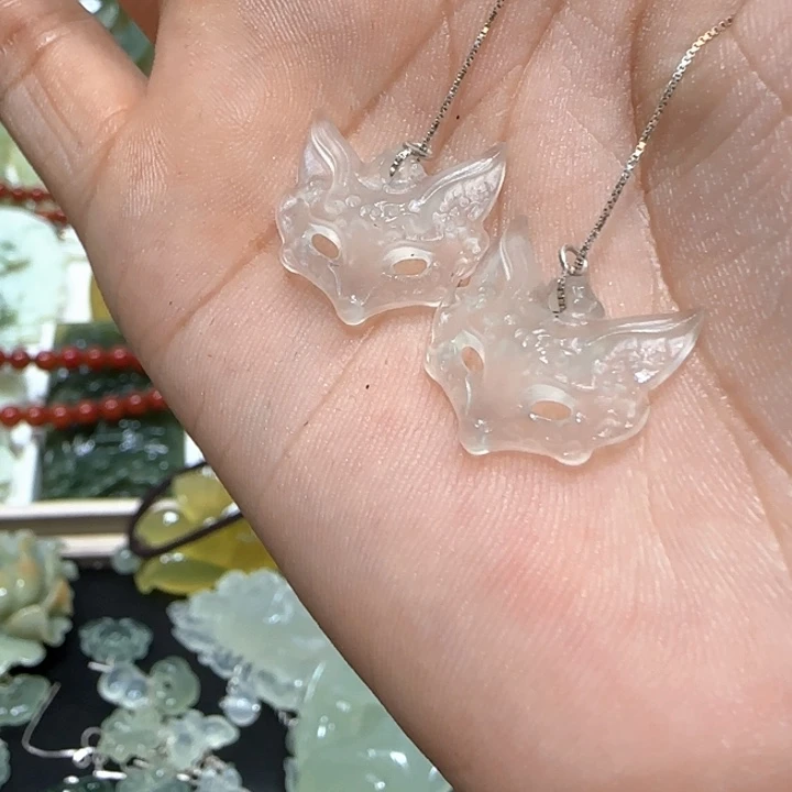 蛇纹石玉未镶嵌吊坠