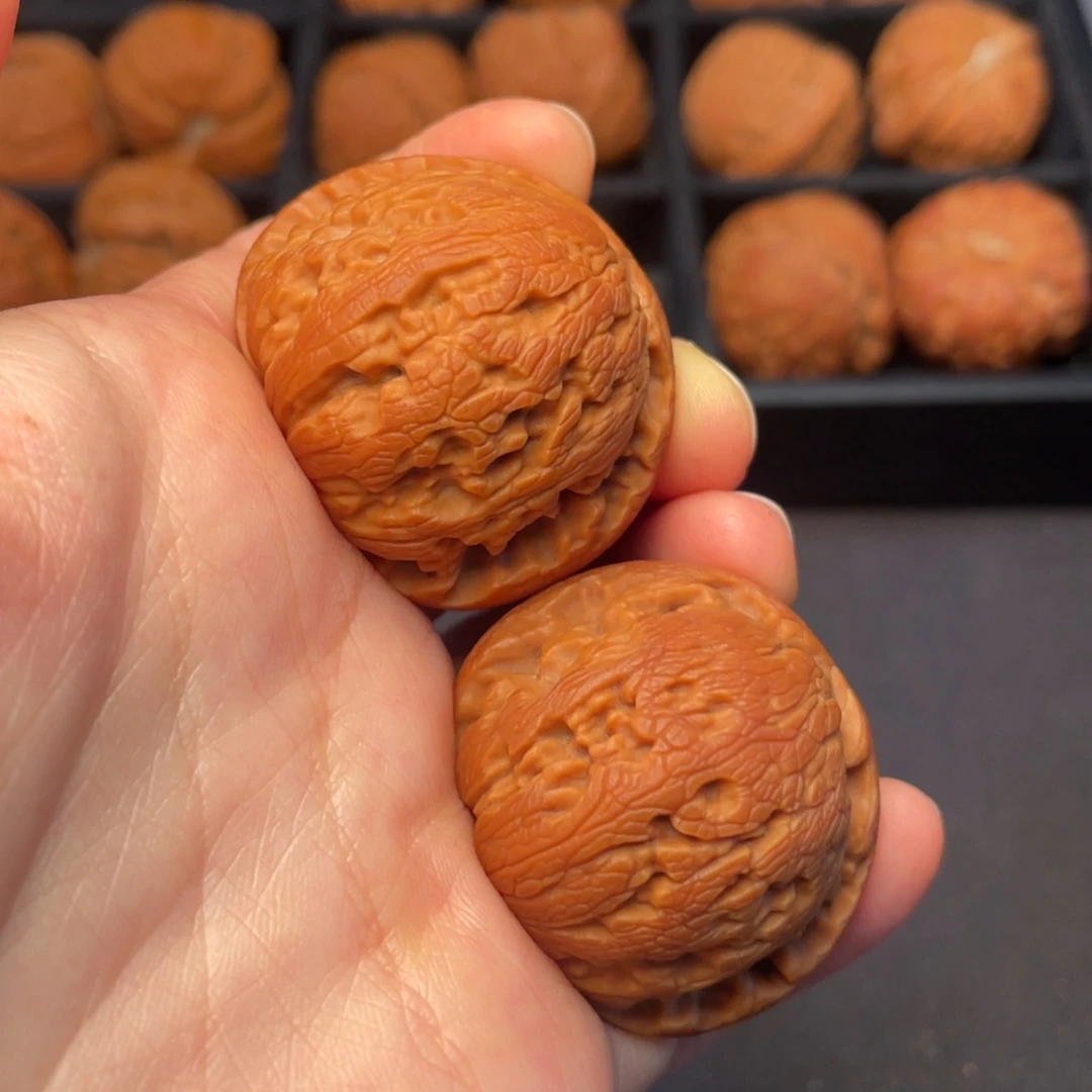 文玩核桃吊坠秦岭野生文玩核桃