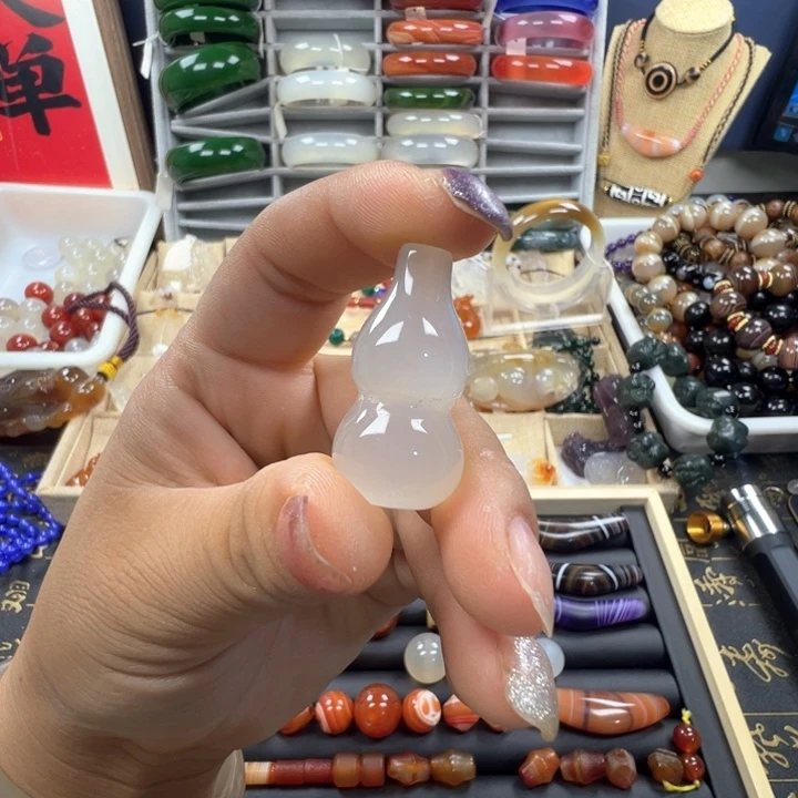 玛瑙/玉髓颈饰未镶嵌编好发货