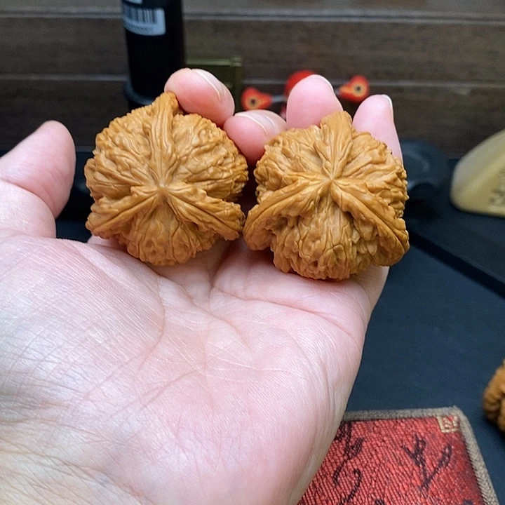 赏***录把件文玩核桃白奔