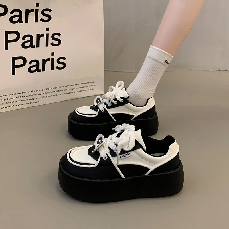 爆款高级感百搭小白鞋增高厚底板鞋女2025新款春秋休闲运动松糕鞋