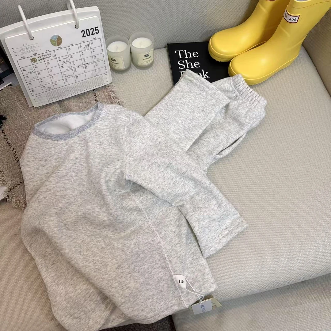 2701春秋休闲流行时尚男女童保暖套装