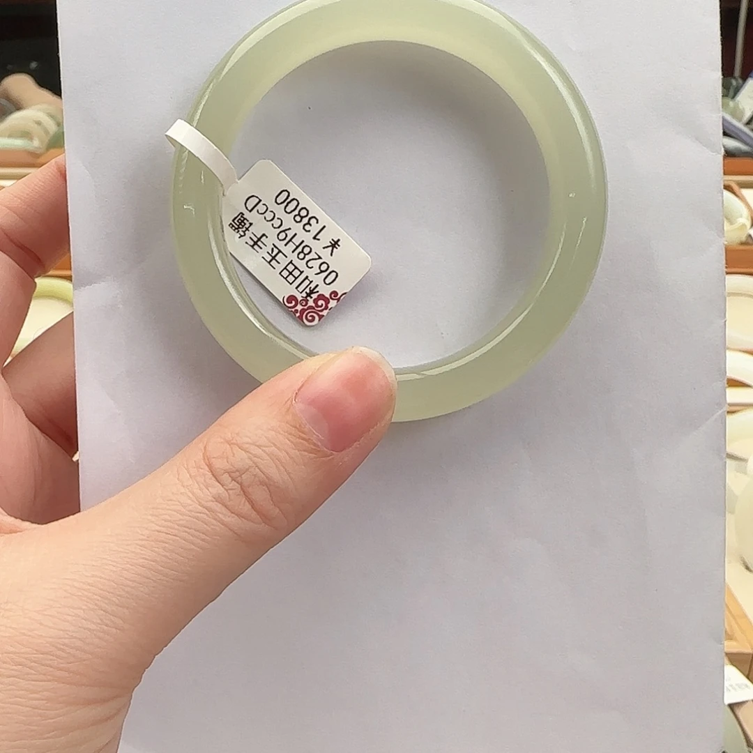 和田玉未镶嵌手镯51毕业级 大高货 过眼过灯