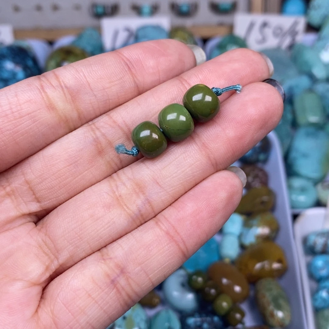 绿松石未镶嵌挂件
