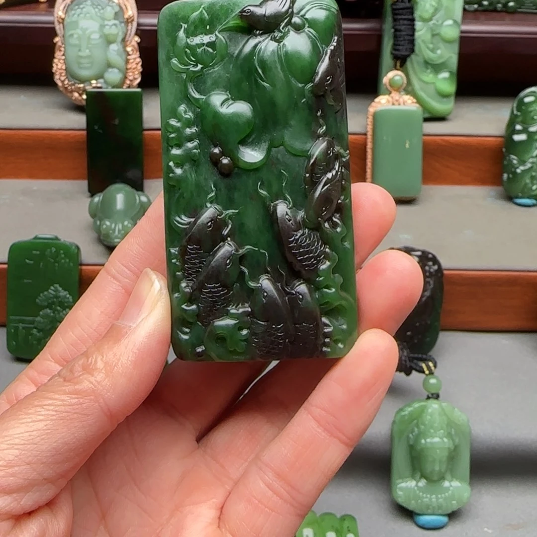 未镶嵌和田玉挂件