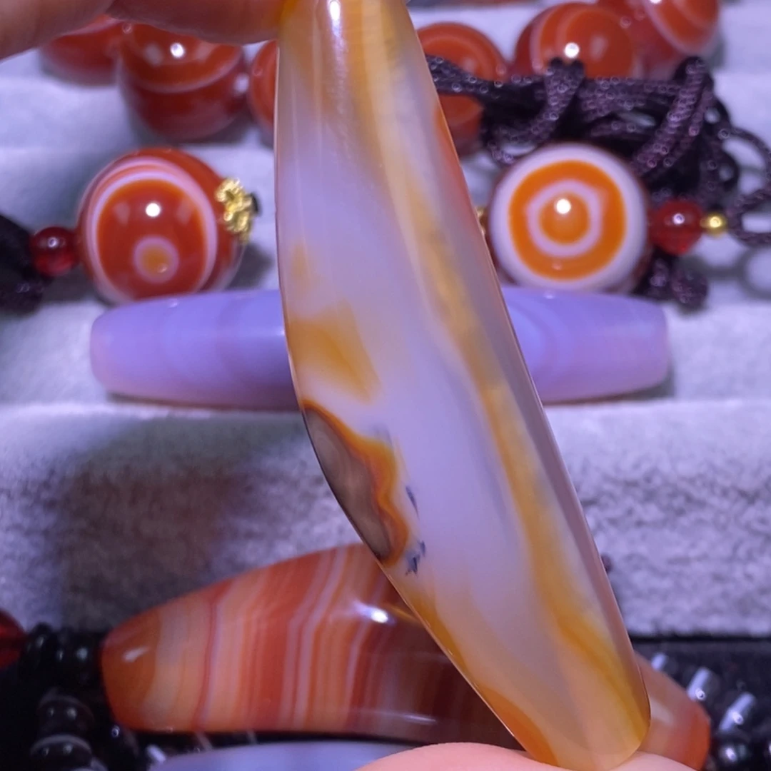 未镶嵌颈饰玛瑙/玉髓