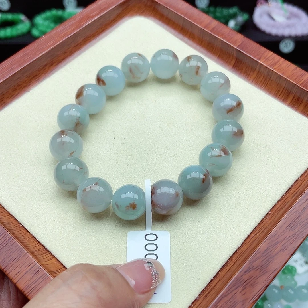 翡翠手链未镶嵌翡翠