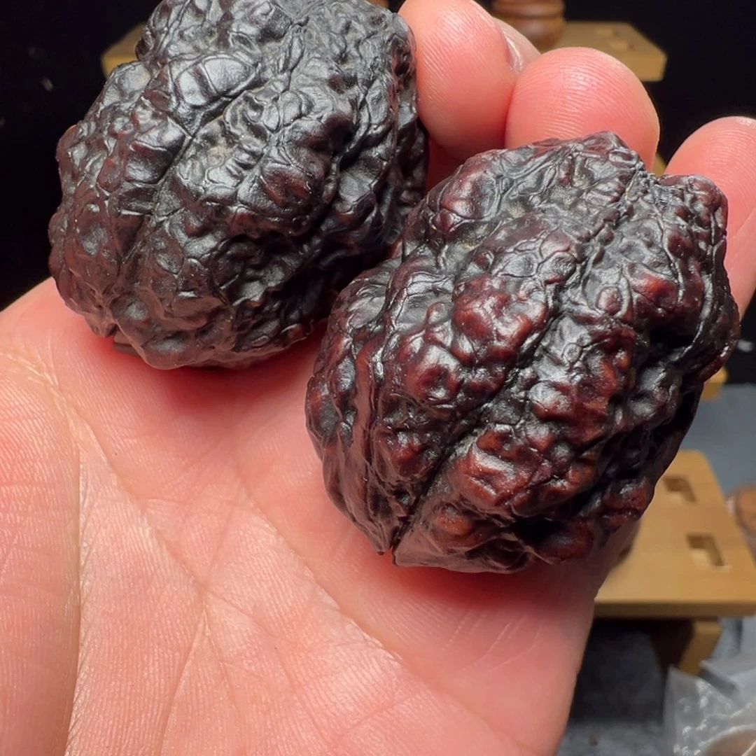 文玩核桃吊坠九五玄包44mm