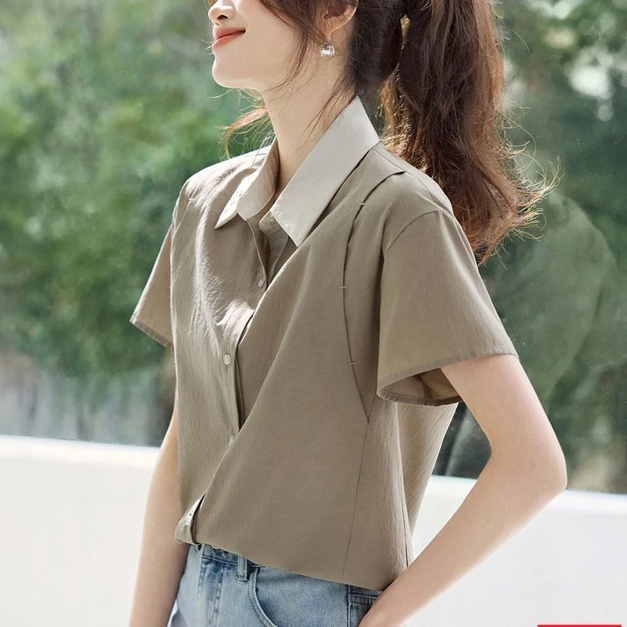 2025夏季新款气质休闲设计感衬衫女时尚撞色衬衫领拼接泡泡袖衬衫