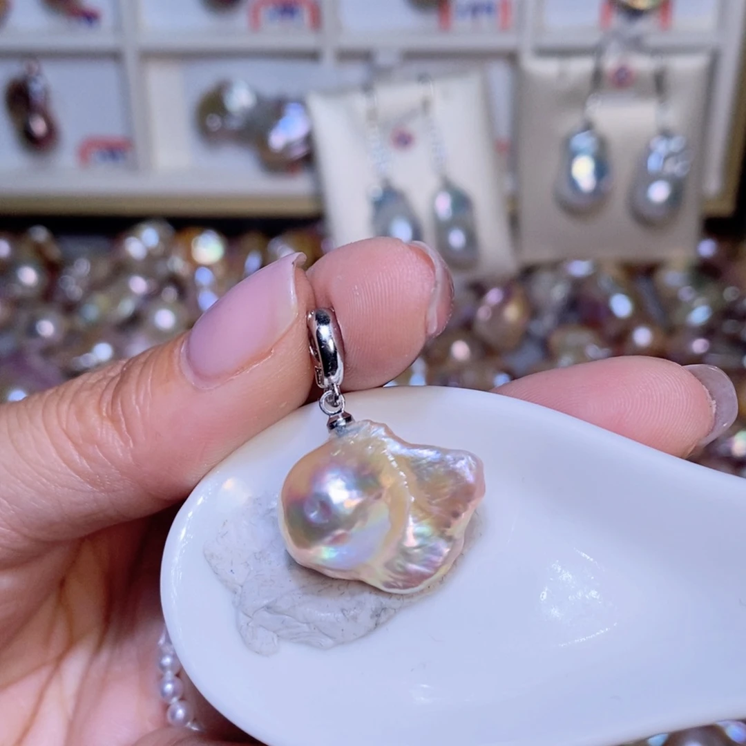 【闪购商品】淡水珍珠吊坠未镶嵌