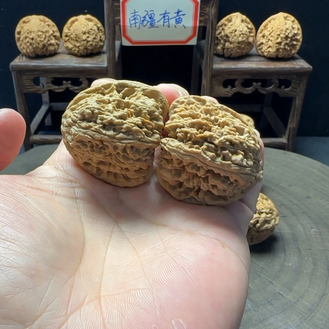 吊坠文玩核桃41奥迪炮弹