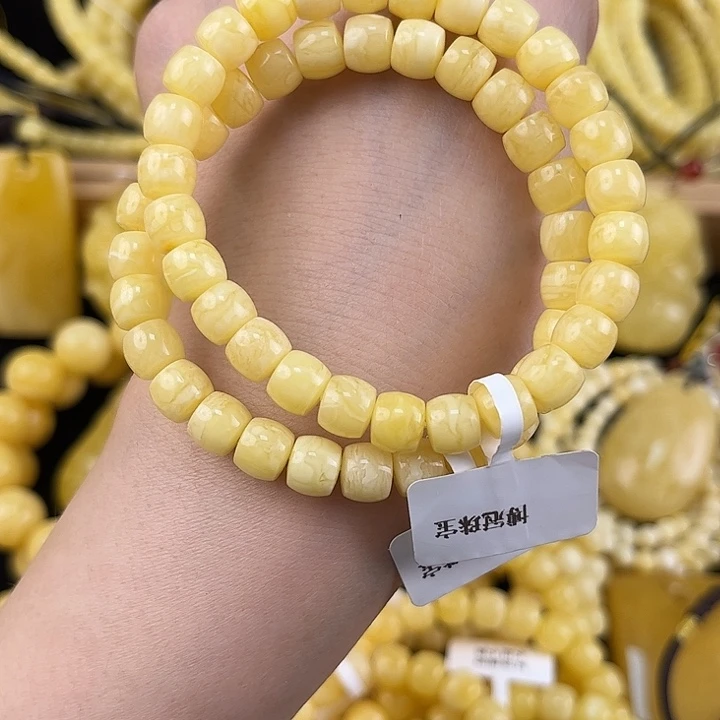未镶嵌颈饰琥珀琥珀，多样性发其一