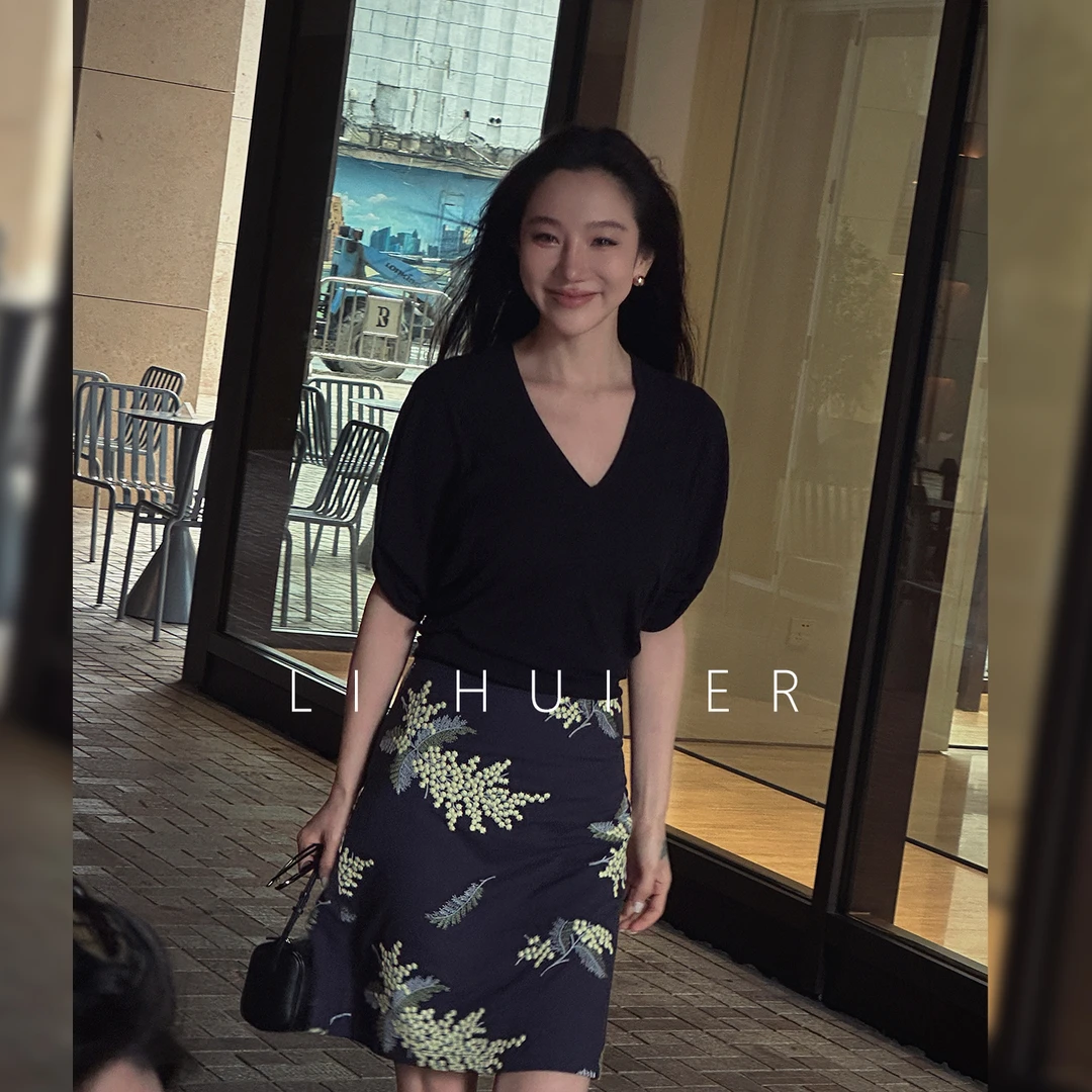 LiHuiEr李慧儿【秘鲁之约】2025显瘦高级气质设计短袖长款T恤SY007