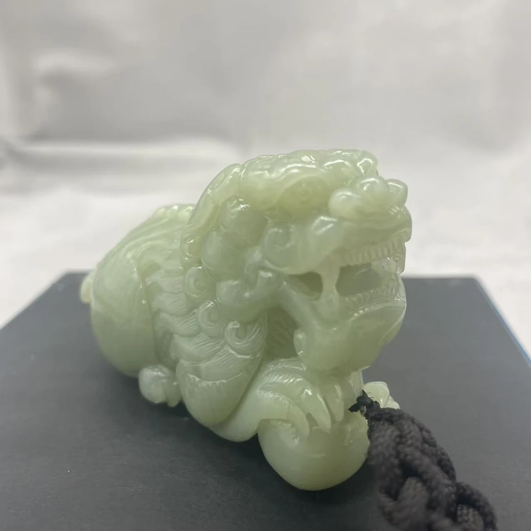 A032 和田玉手把件 LY832236731