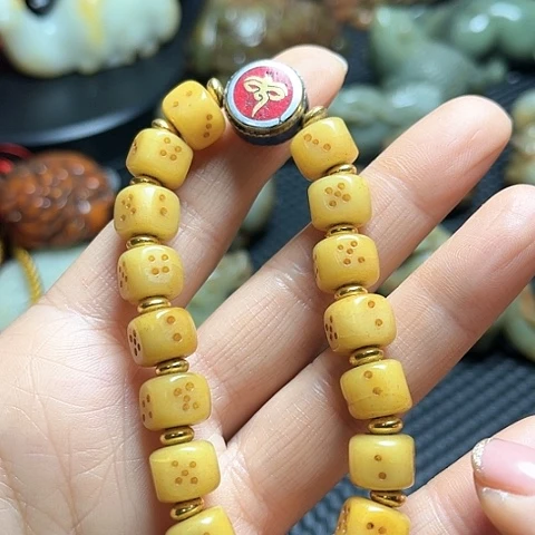 白玉菩提吊坠摆件