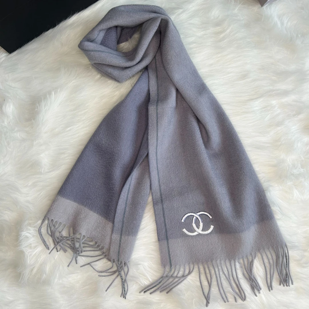 未使用 Chanel/香奈儿 25C系列双色羊绒双C刺绣围巾羊绒披肩
