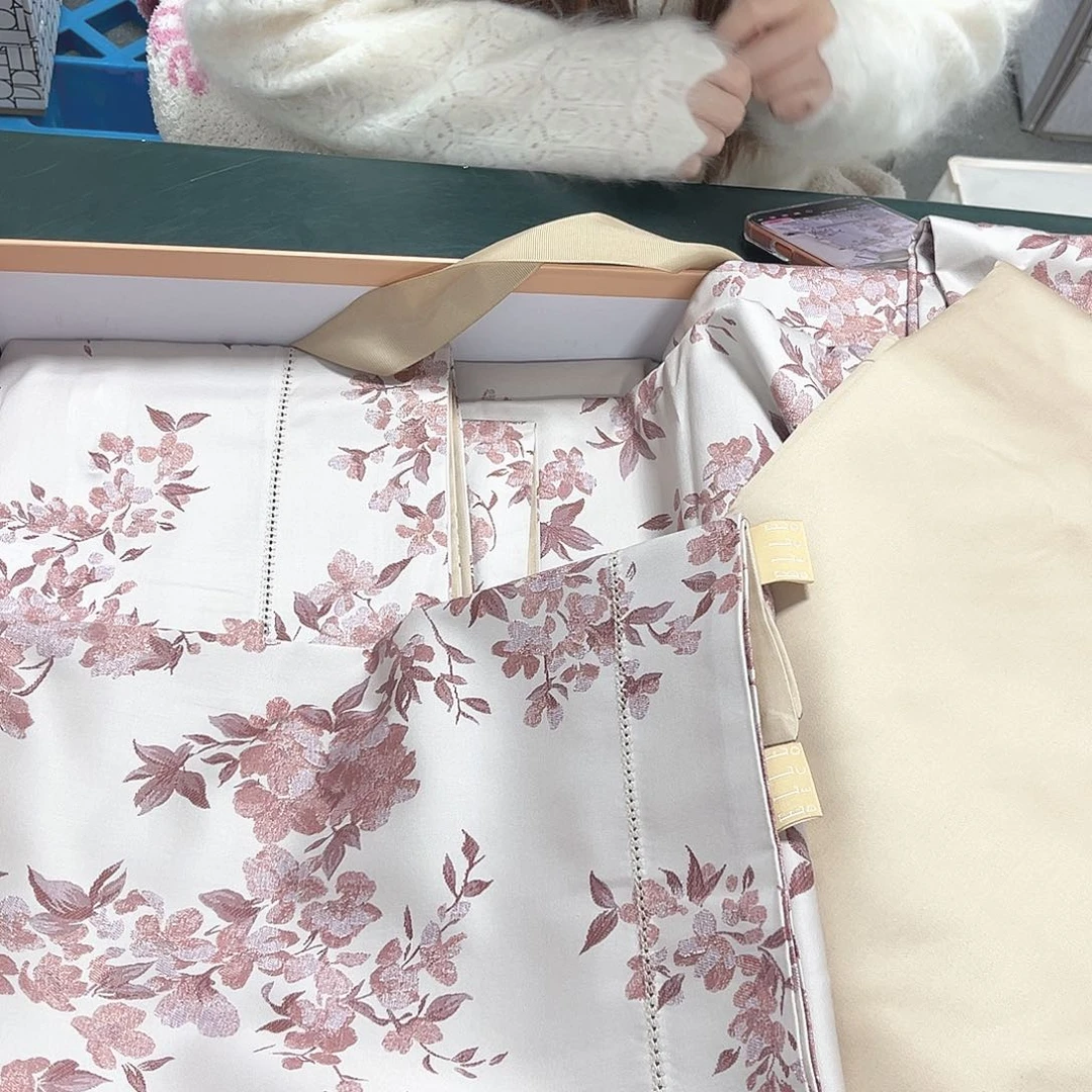 棉棉全棉100支双股阿瓦提鹿蹊220*240