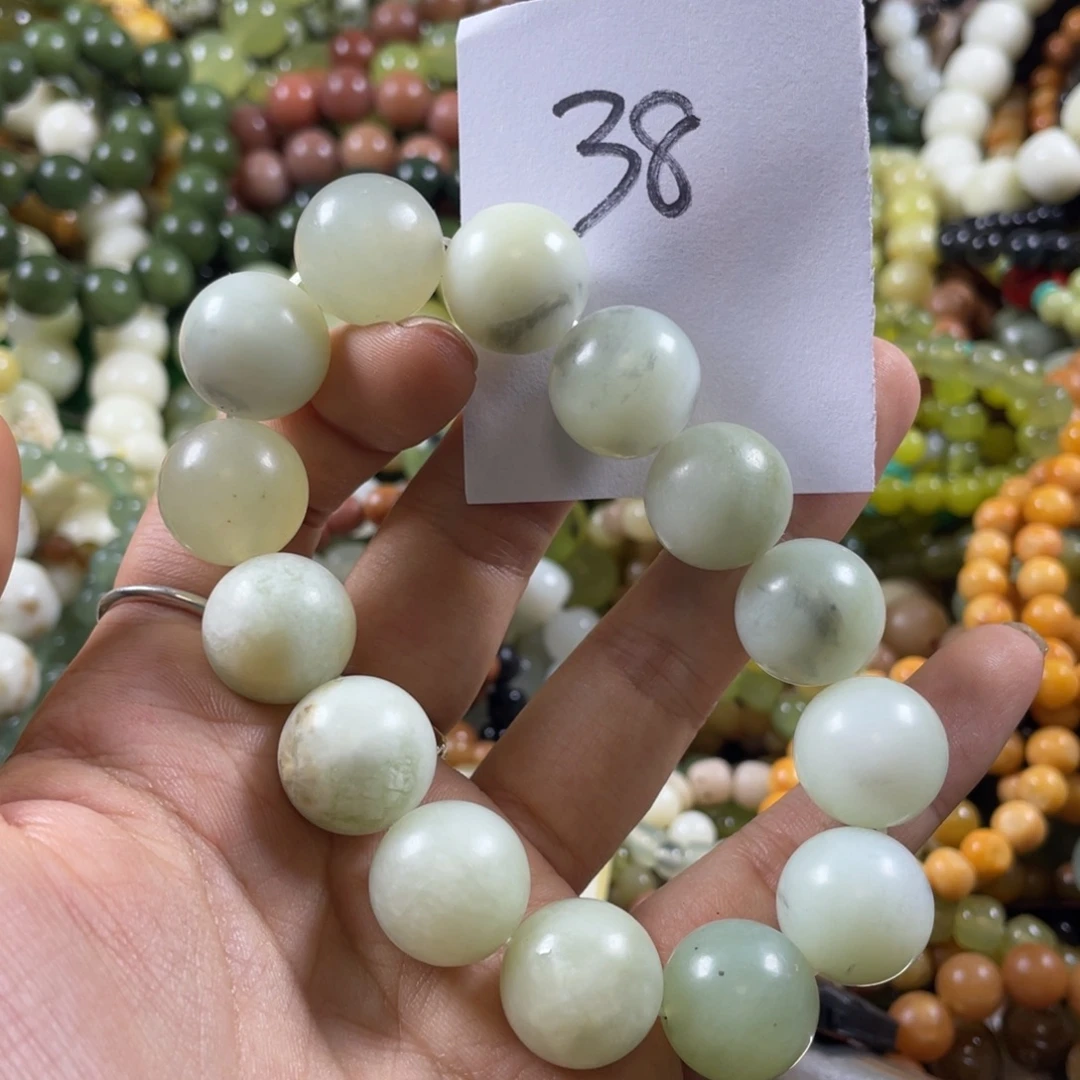 未镶嵌蛇纹石玉手链
