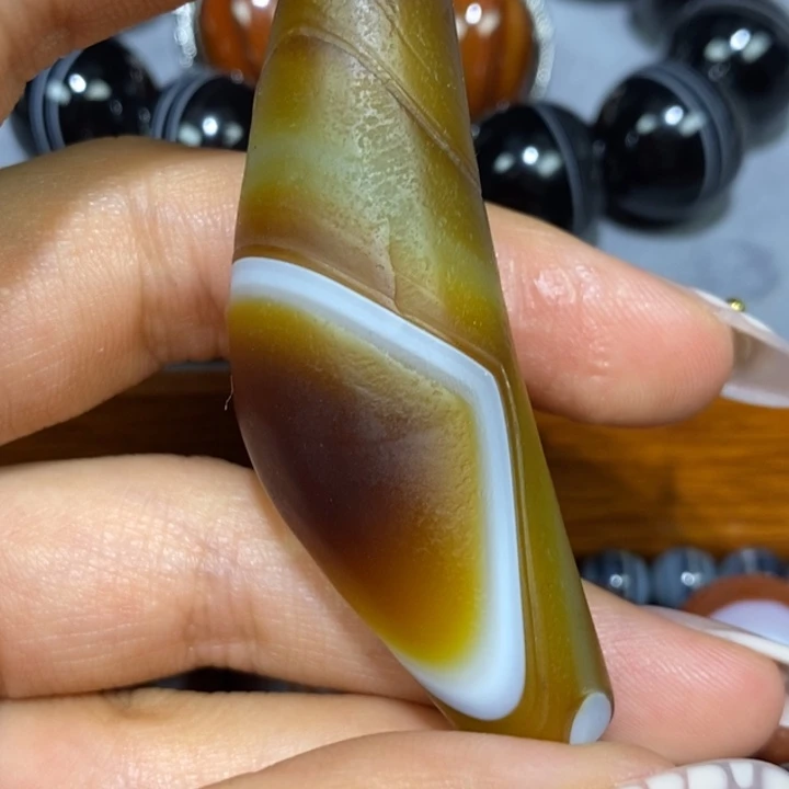 未镶嵌颈饰玛瑙/玉髓