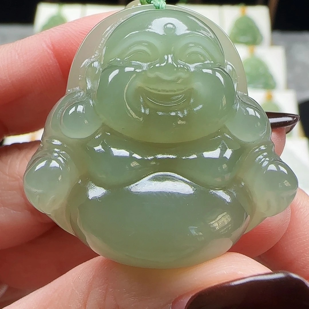 和田玉未镶嵌吊坠(赠链)