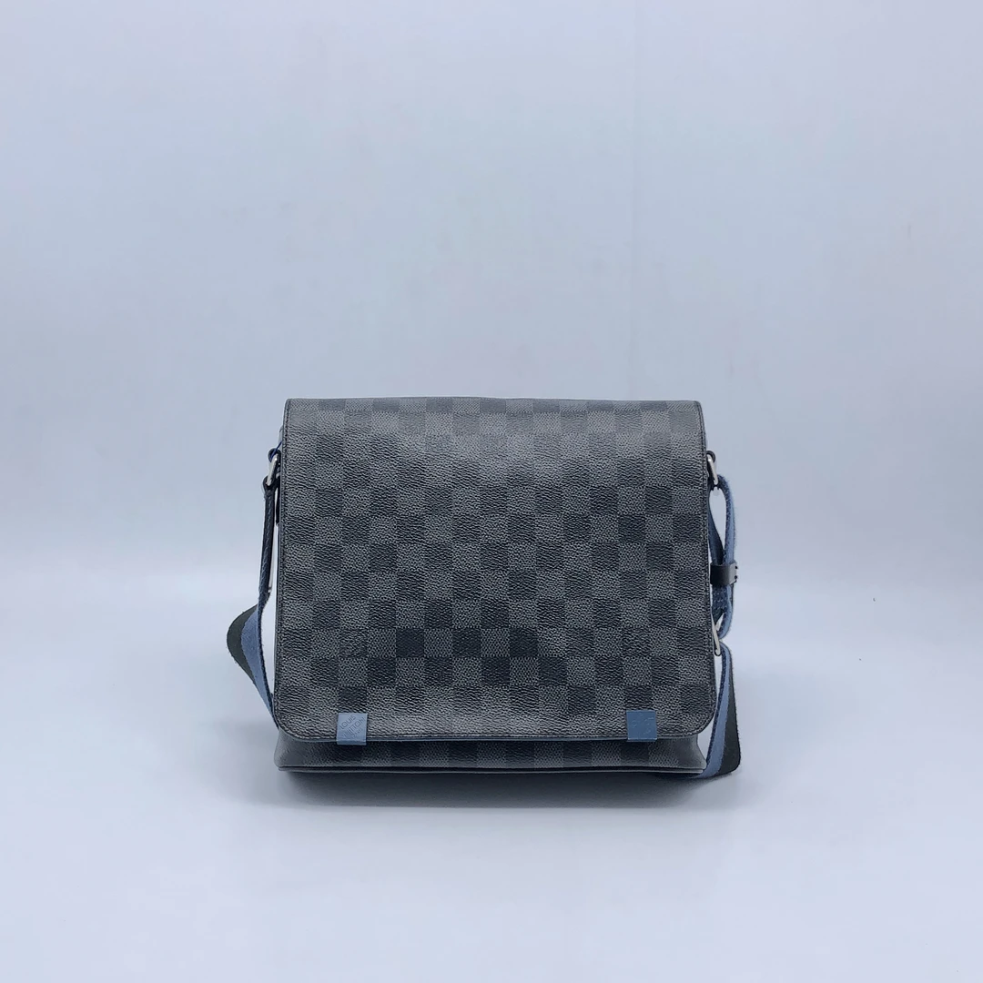99新 LouisVuitton/路易威登 98新 黑棋盘格单肩包/4148号经典
