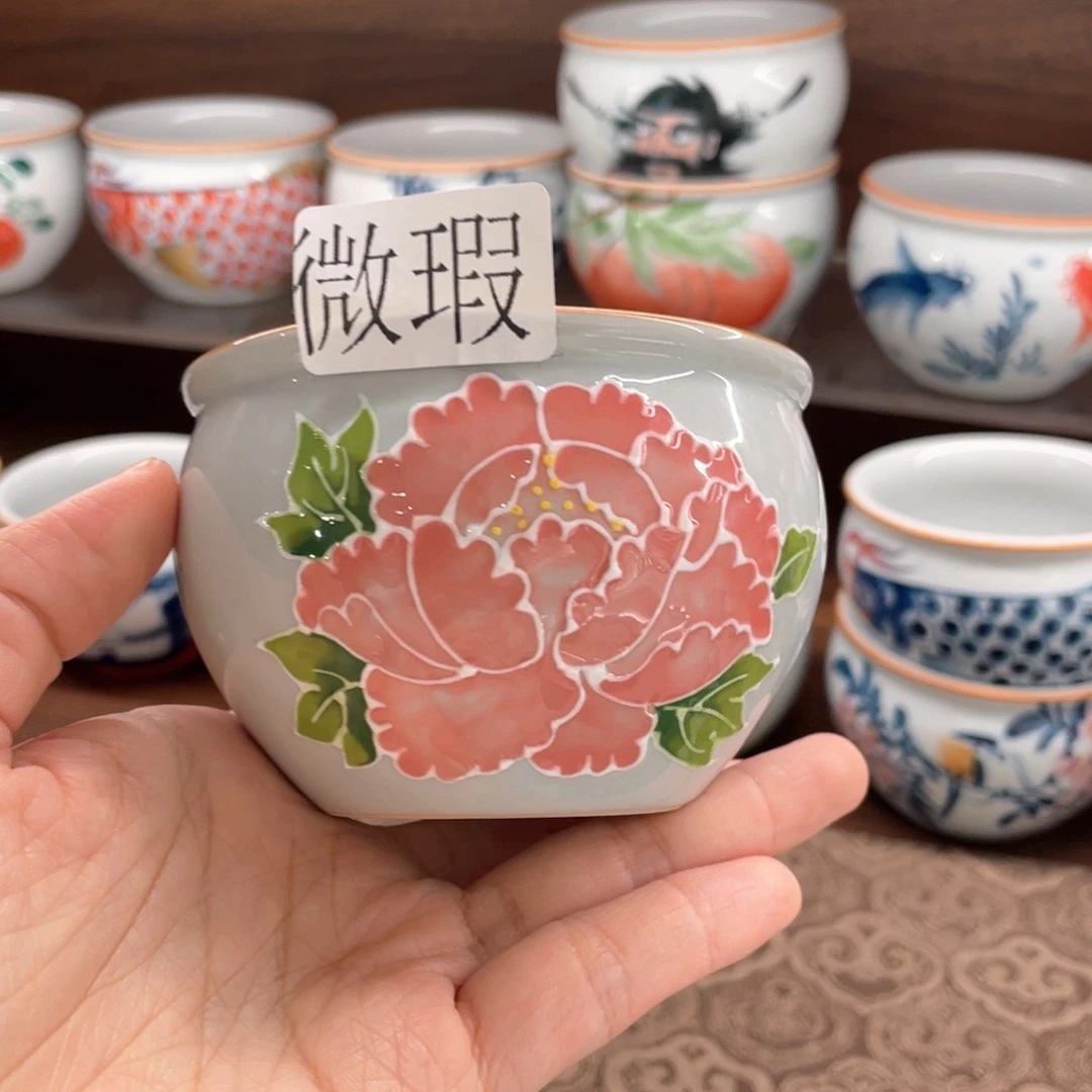 釉下彩纯手绘有瑕