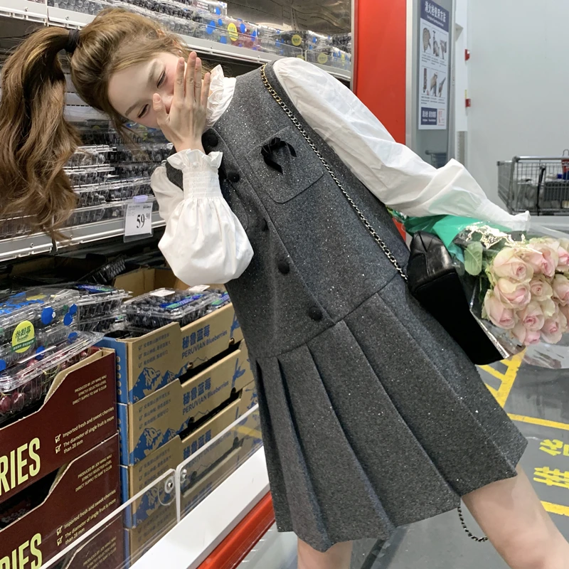 灰色小香风套装女2025春新款蝴蝶结亮片背心裙木耳边衬衫两件套
