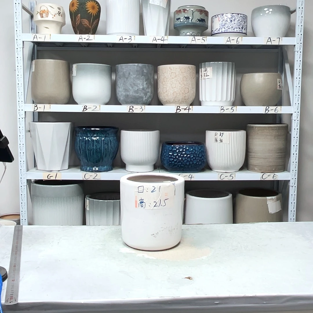 陶瓷口径21-21.5灰线。发两个