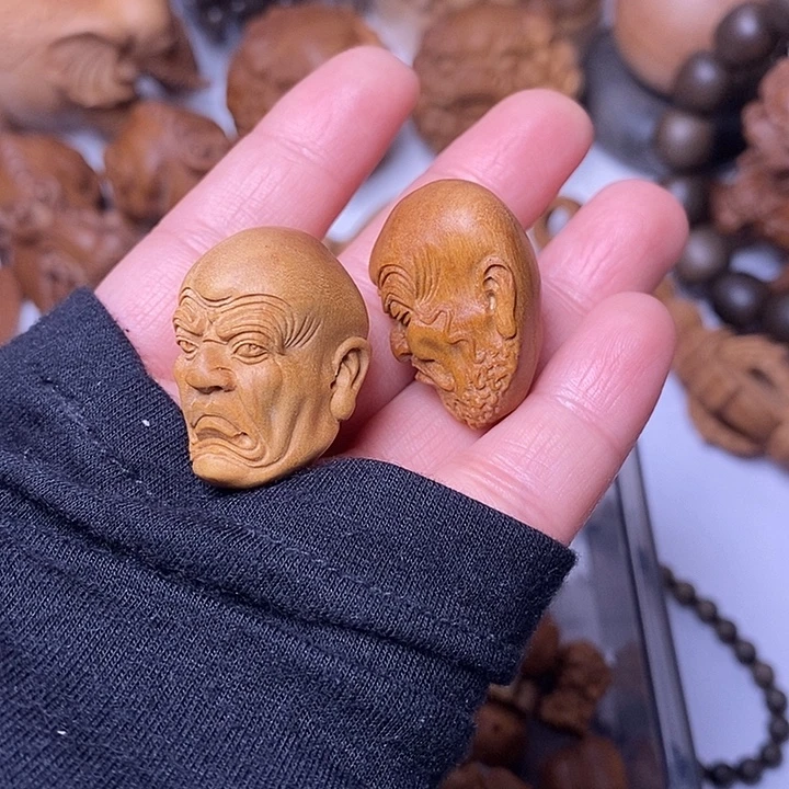 用***1檀香木老山檀香佛头两颗