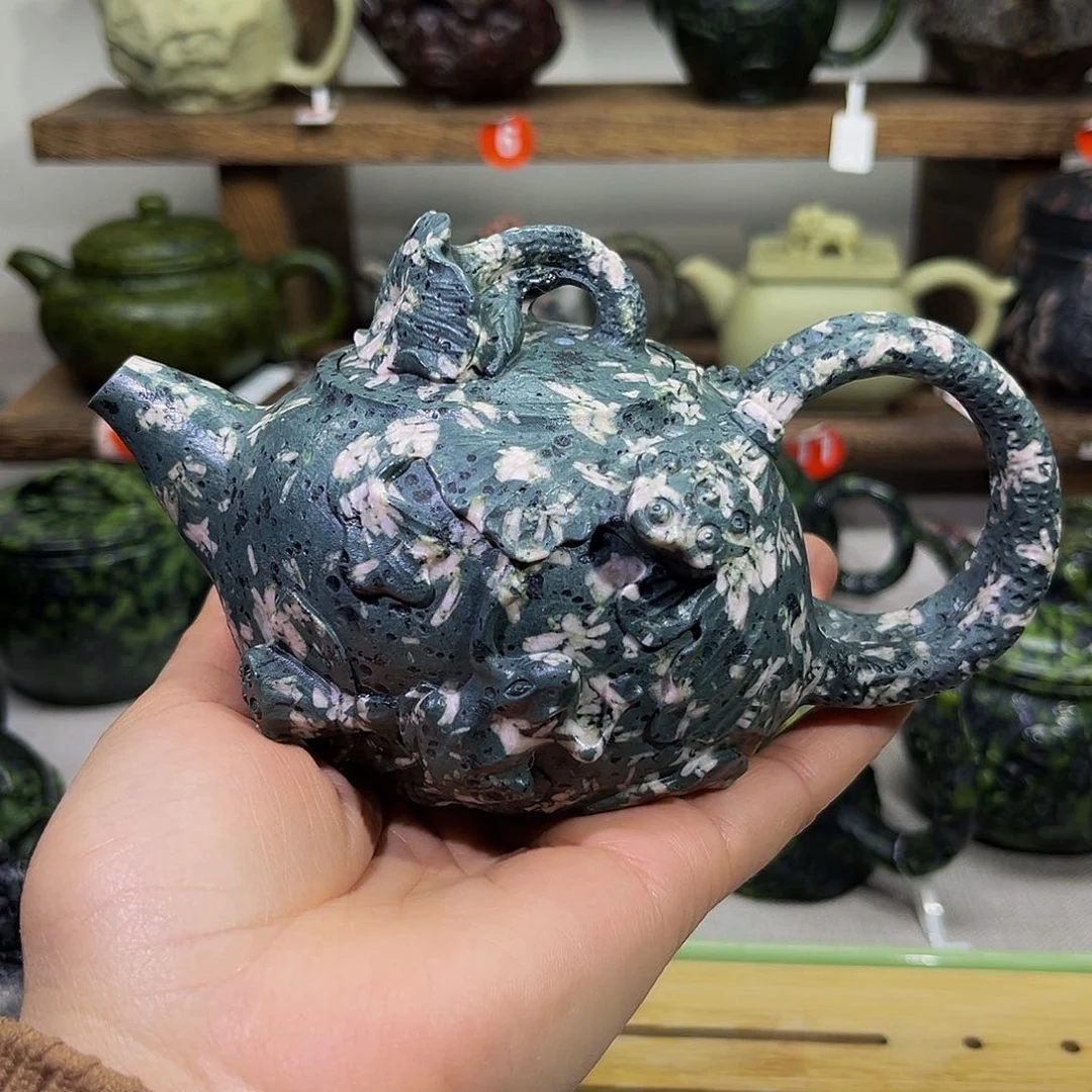 霏**雨梅花石安山玉精品壶